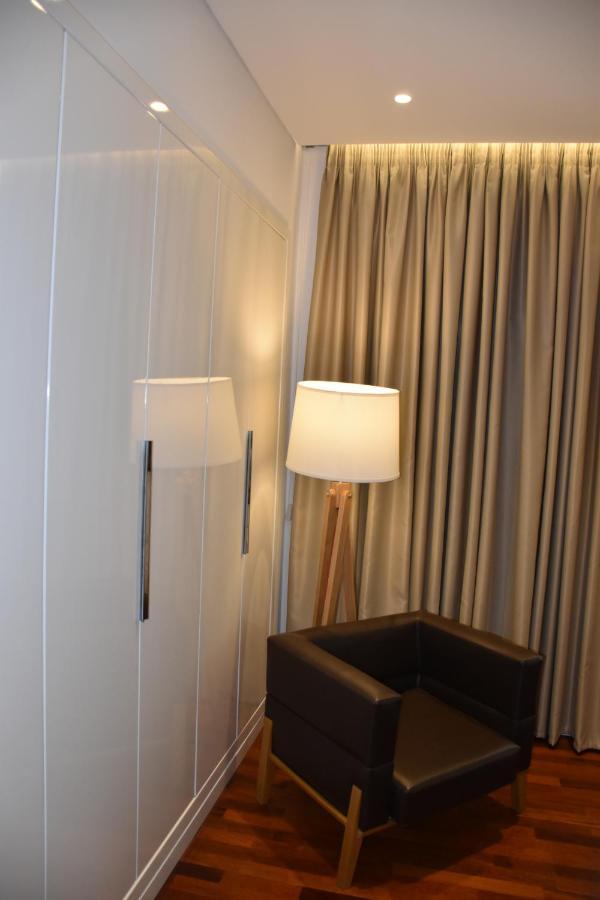 Hotel Ergi'S Дуррес Екстер'єр фото