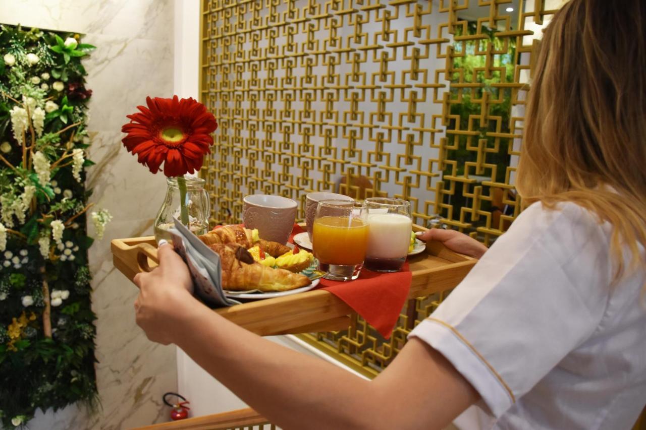 Hotel Ergi'S Дуррес Екстер'єр фото
